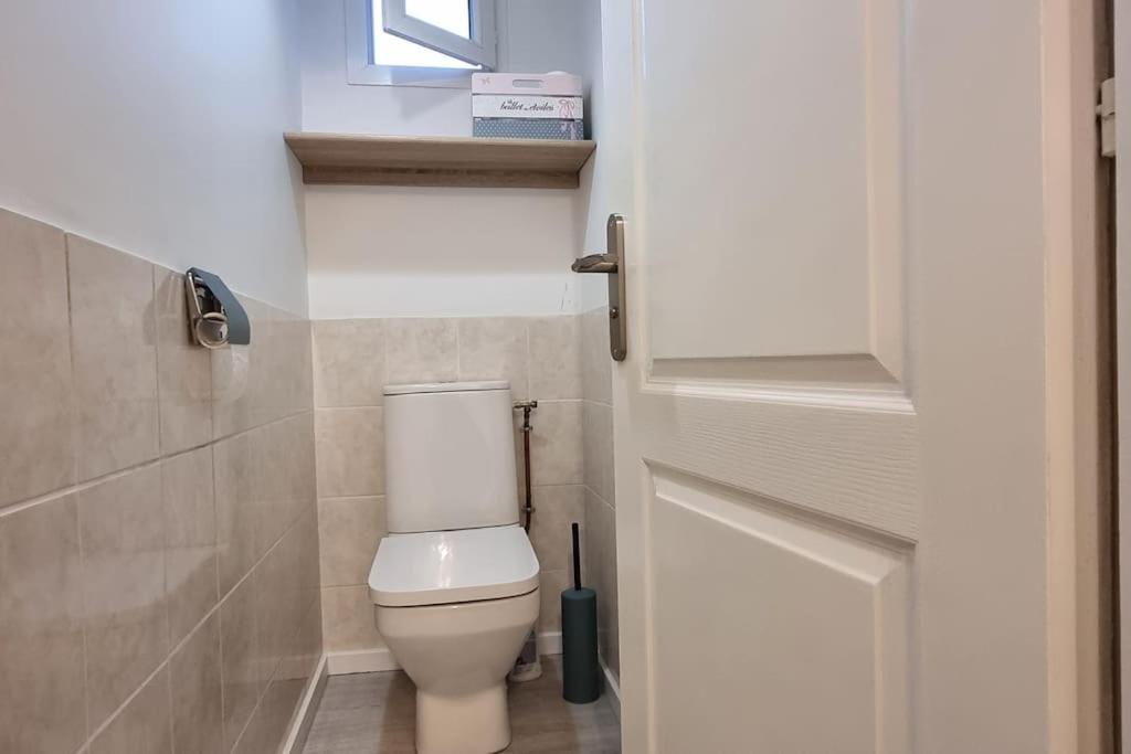 Belle Maison Climatisee Renovee Pac-Man Entre Collegues, Amis, Famille - Barbecue - Netflix - Prime - Baby Foot 50Cts Saint-Seurin-sur-l'Isle Екстериор снимка