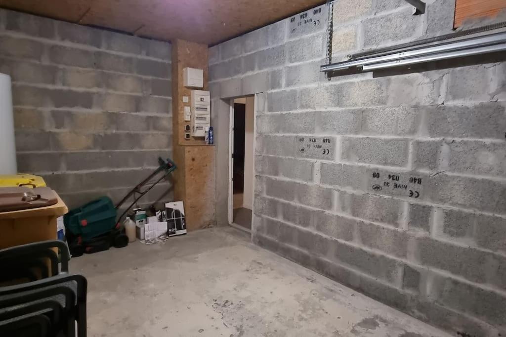 Belle Maison Climatisee Renovee Pac-Man Entre Collegues, Amis, Famille - Barbecue - Netflix - Prime - Baby Foot 50Cts Saint-Seurin-sur-l'Isle Екстериор снимка
